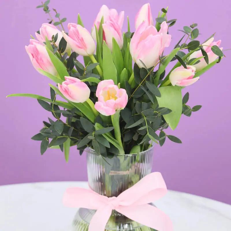 Belle 11 Pink Tulips Vase thumbnail 2