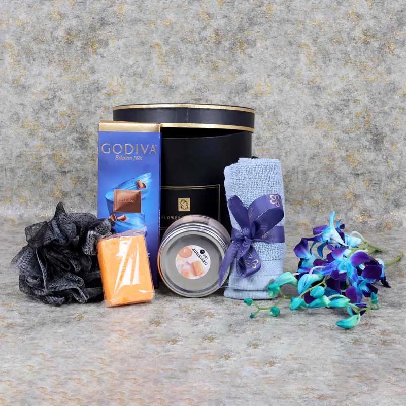 For My Fellow Gift Hamper thumbnail 2