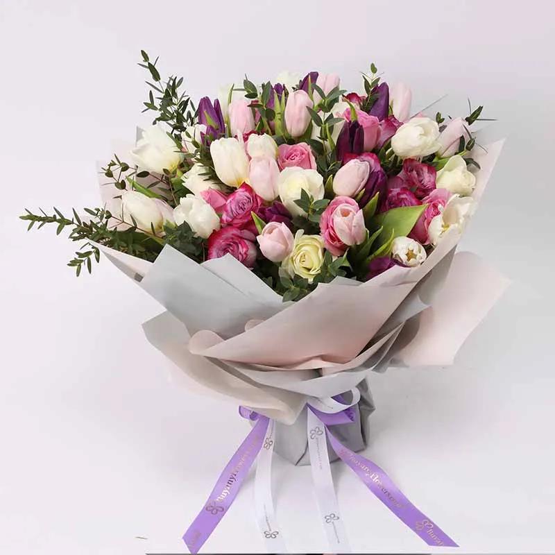 modest-60-roses-and-tulips-bouquet_1.webp