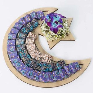 crescent-moon-and-star-chocolates_1.webp