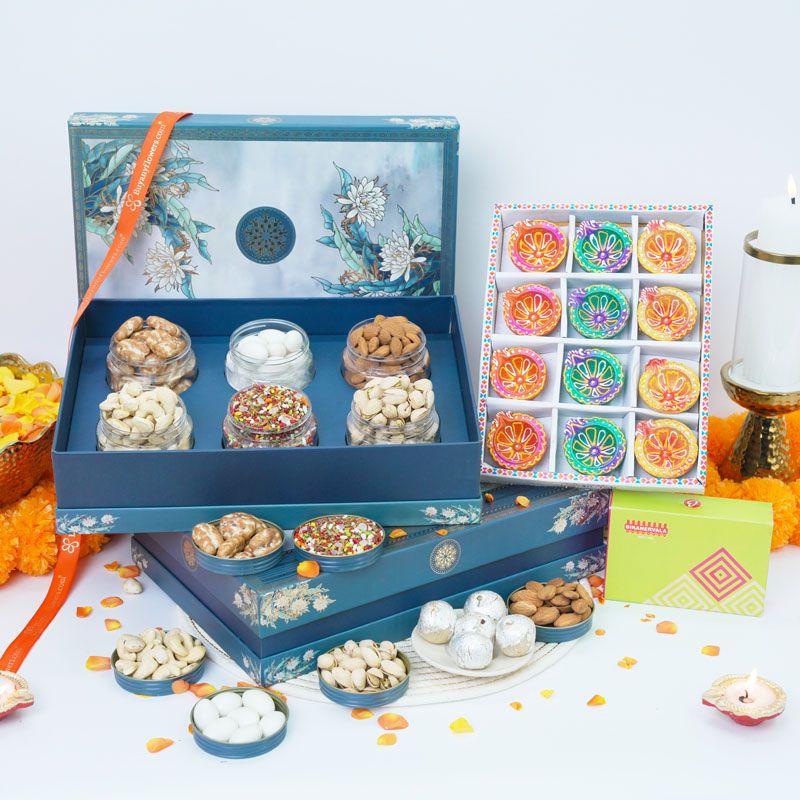 Premium Royal Themed Diwali Gift Hamper – Sweets & Decor With Diya Set 1
