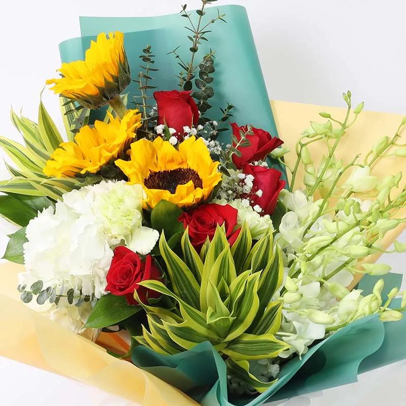 Floral Blessings Bouquet Green thumbnail 3