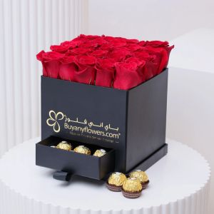 25redroseslovebox_cf8b34.webp