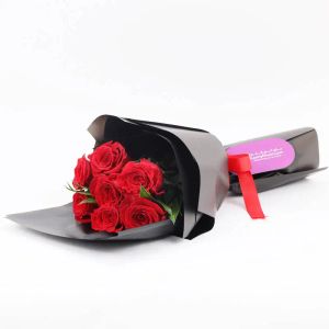 beauty7redrosesbouquet_e7086f.webp