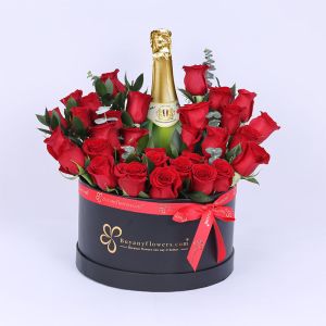 party31rosesandmartiniarrangement_33fc86.webp