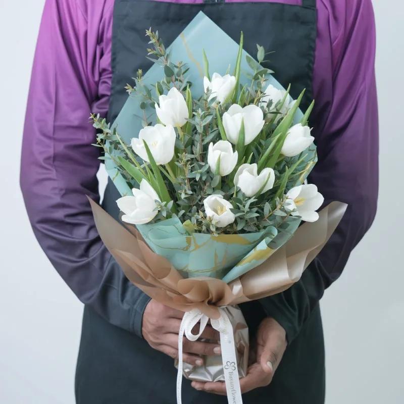 White Beauty 11 Tulips Bouquet Trio - Gift Sets gift from Buy Any Flowers Dubai in Al Quoz Industrial Area 4, Dubai, UAE - image 2