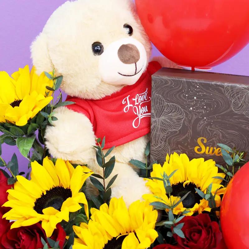 Scarlet Floral Hamper thumbnail 3