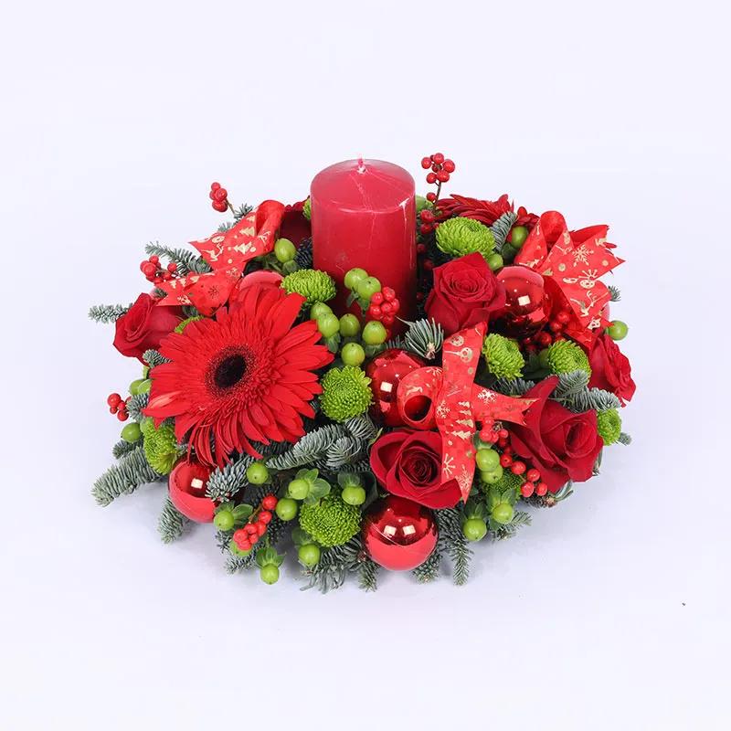 christmas-table-centerpiece-red_1.webp