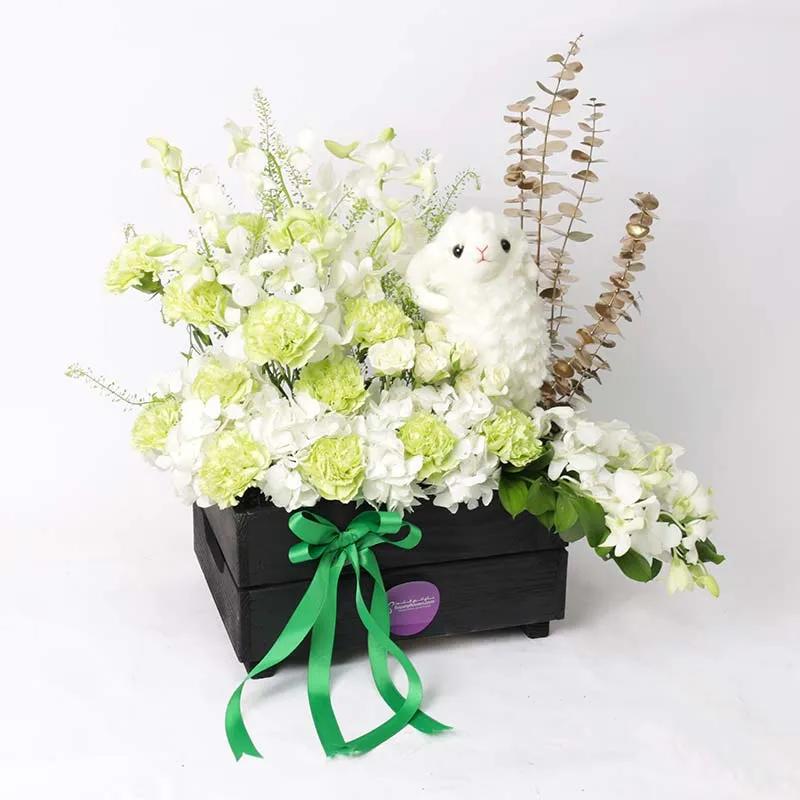 sacrifice-floral-arrangement_1.webp