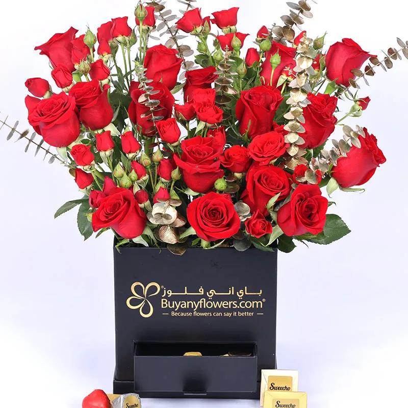 Classic Love Flower Box thumbnail 2