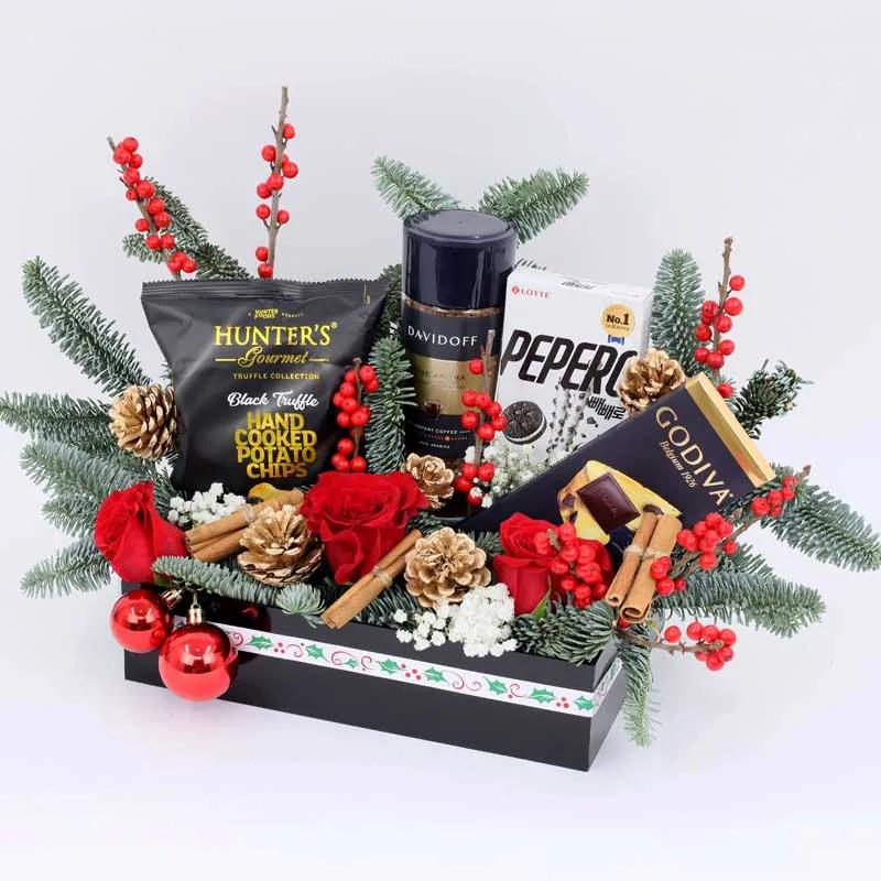 Holiday Midnight Gift Hamper thumbnail 4