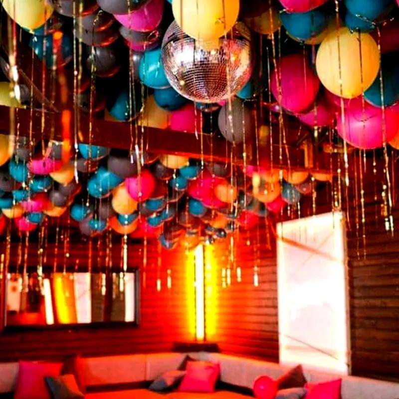Dancing with Balloons Decor in Dubai
