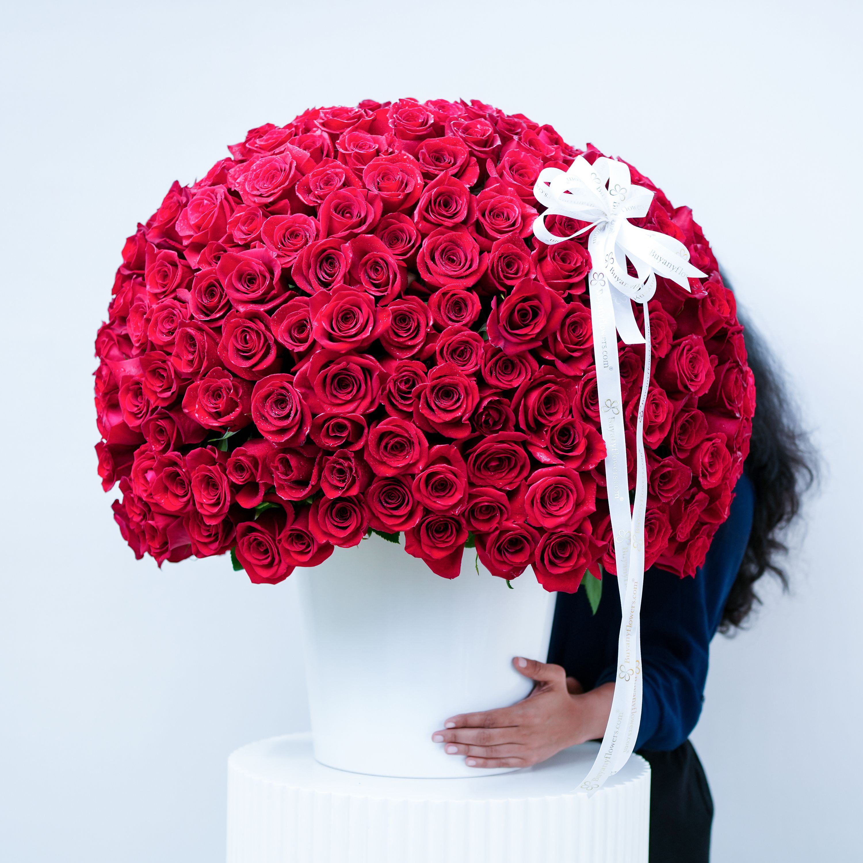 Love 201 Red Roses Arrangement thumbnail 2