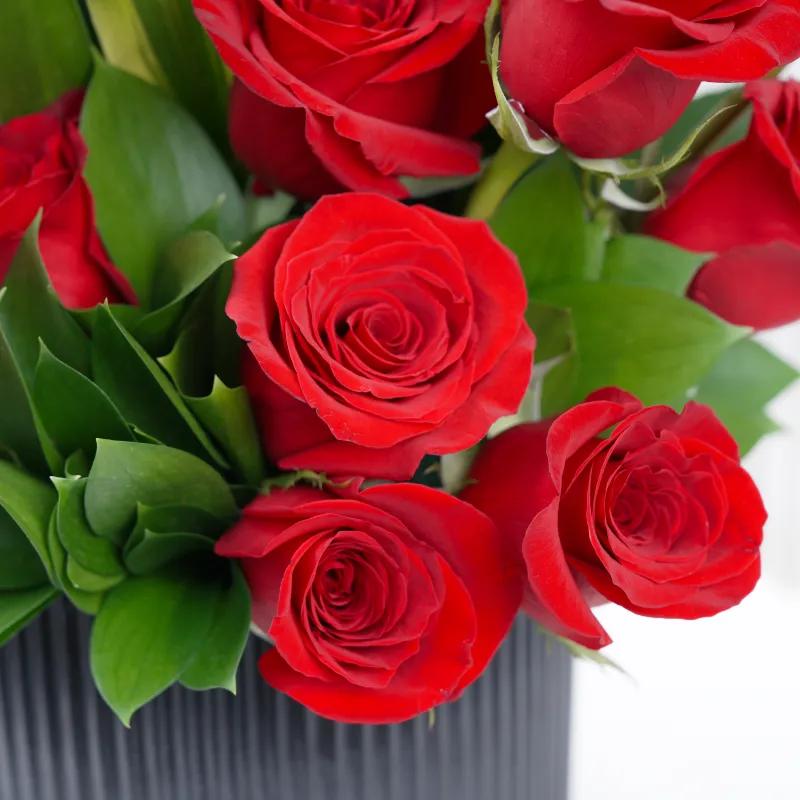 Royal 21 Red Roses Arrangement - Flowers gift from Buy Any Flowers Dubai in Al Quoz Industrial Area 4, Dubai, UAE - image 3