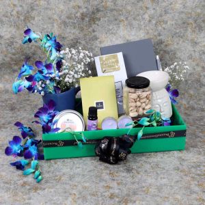 coffeeandnotebookchocolatehamper_ed2d68.webp