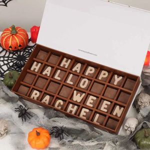 customize-happy-halloween-chocolates-by-sweecho_1.webp
