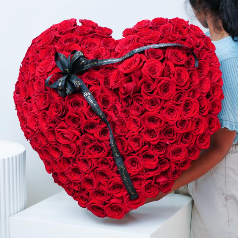 Grand Heart 201 Red Roses 3D Arrangement - Flowers gift from Buy Any Flowers Dubai in Al Quoz Industrial Area 4, Dubai, UAE - image 2