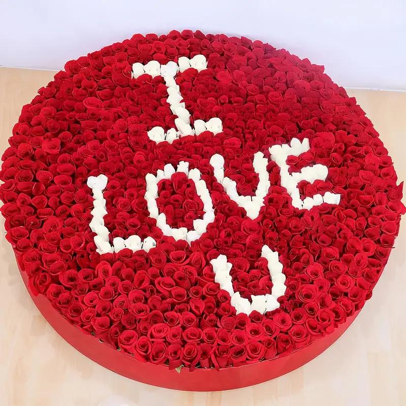 Valentine 801 Grand Love Round Arrangement thumbnail 2