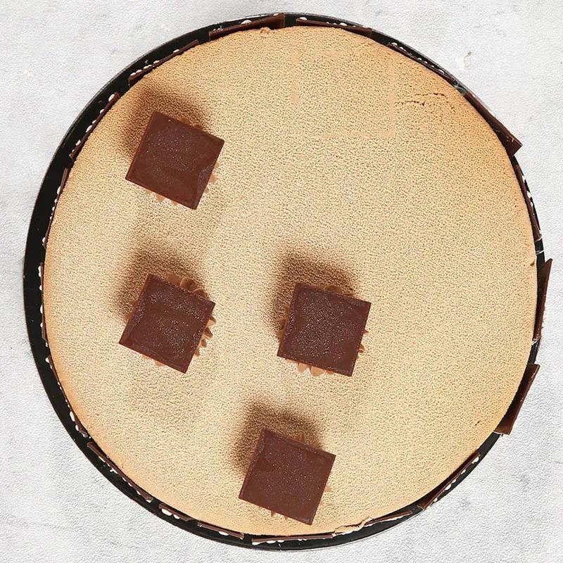 Craqueline Milk Chocolate Cake 4 Portion thumbnail 2
