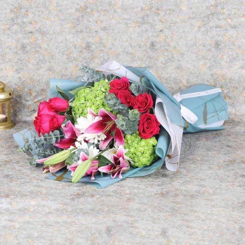 Elegant Wishes Flower Bouquet thumbnail 4