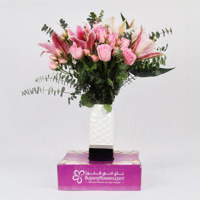 Sweetness Flowers in Vase thumbnail 4