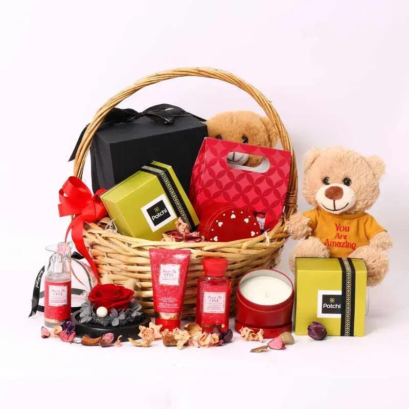 infinitylovegiftbasket_a04cbd.webp