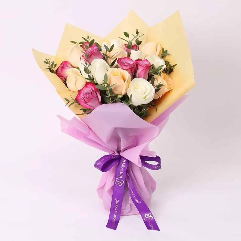 graceful-21-roses-bouquet_1.webp