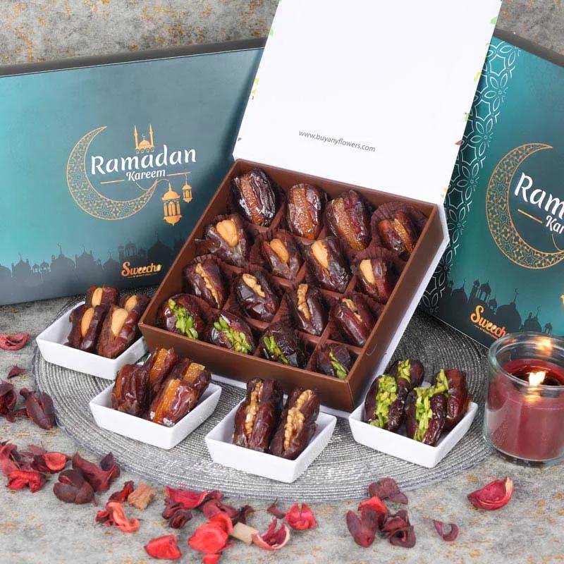 ramadan-stuffed-dates-by-sweecho-16-pcs-green_1.webp