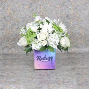 ramadan-kareem-flower-arrangement-english_1.webp