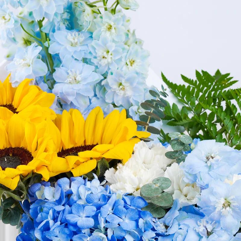 Sun and Sky Harmony Flower Box - Flowers gift from Buy Any Flowers Dubai in Al Quoz Industrial Area 4, Dubai, UAE - image 2