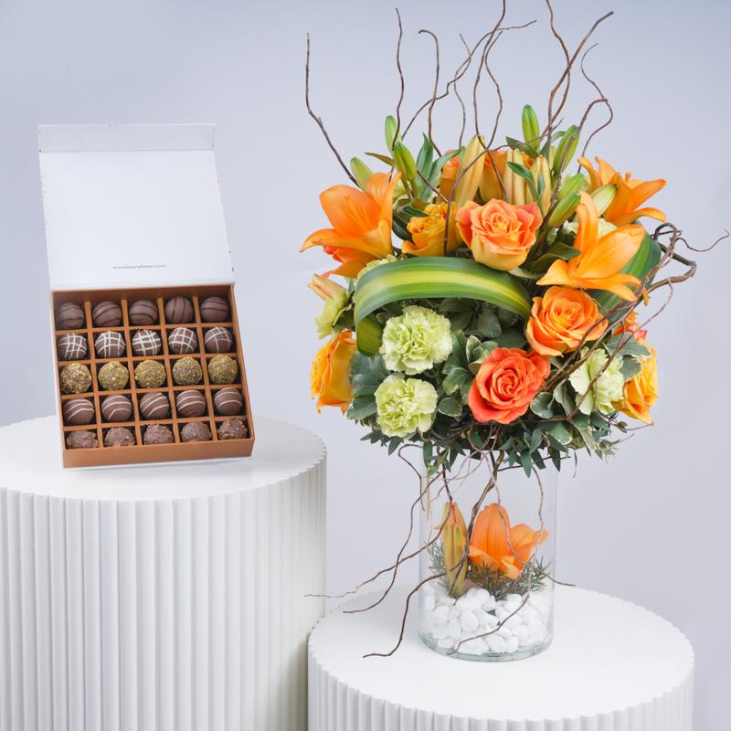 Sunset Memory Flower Arrangement and Chocolates 25 Pcs in Dubai