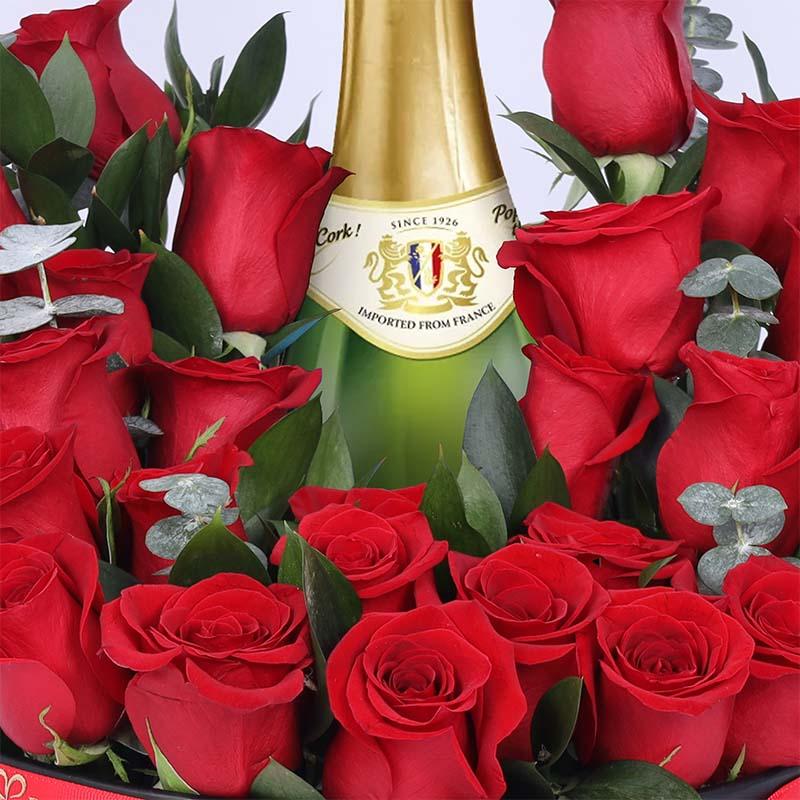 Party 31 Roses and Martini Arrangement thumbnail 3