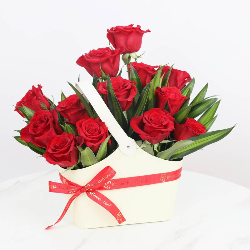 Present 15 Red Roses Box Trio thumbnail 2