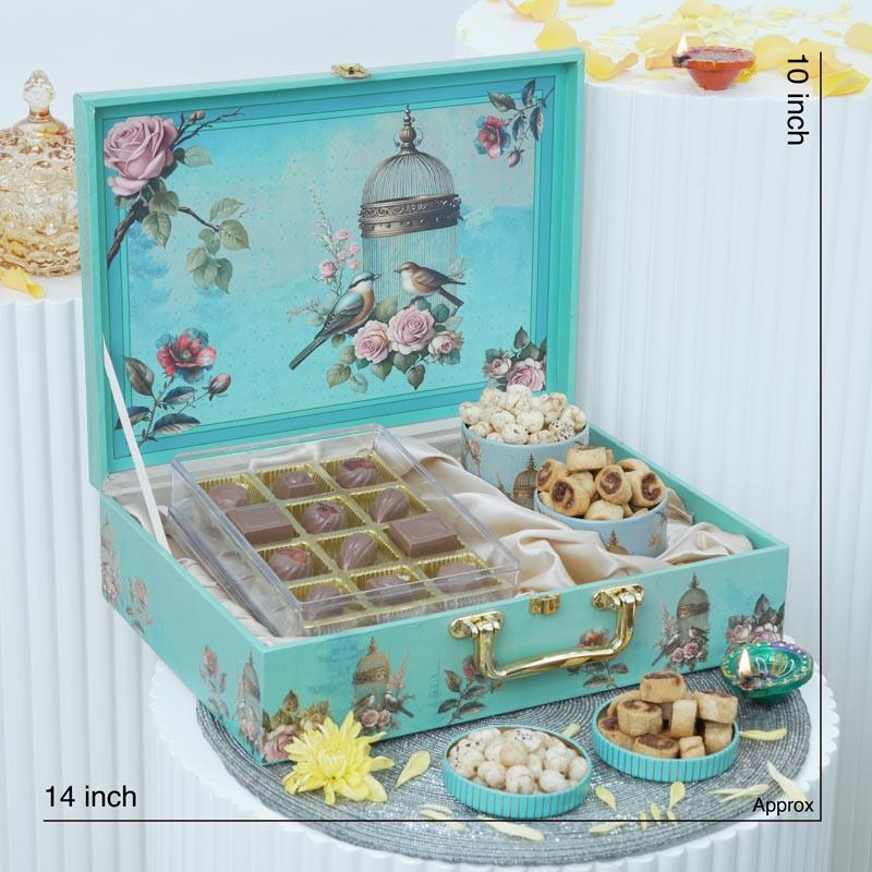 Vintage Style Gift Hamper with Chocolates thumbnail 3