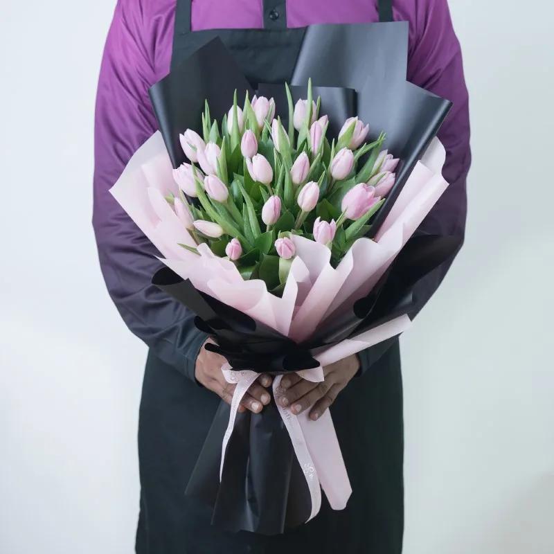 Dark Beauty 25 Tulips Bouquet With Trio - Gift Sets gift from Buy Any Flowers Dubai in Al Quoz Industrial Area 4, Dubai, UAE - image 2