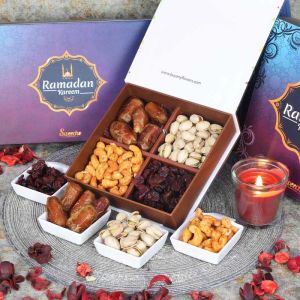delightful-iftar-gift-box-blue_1.webp