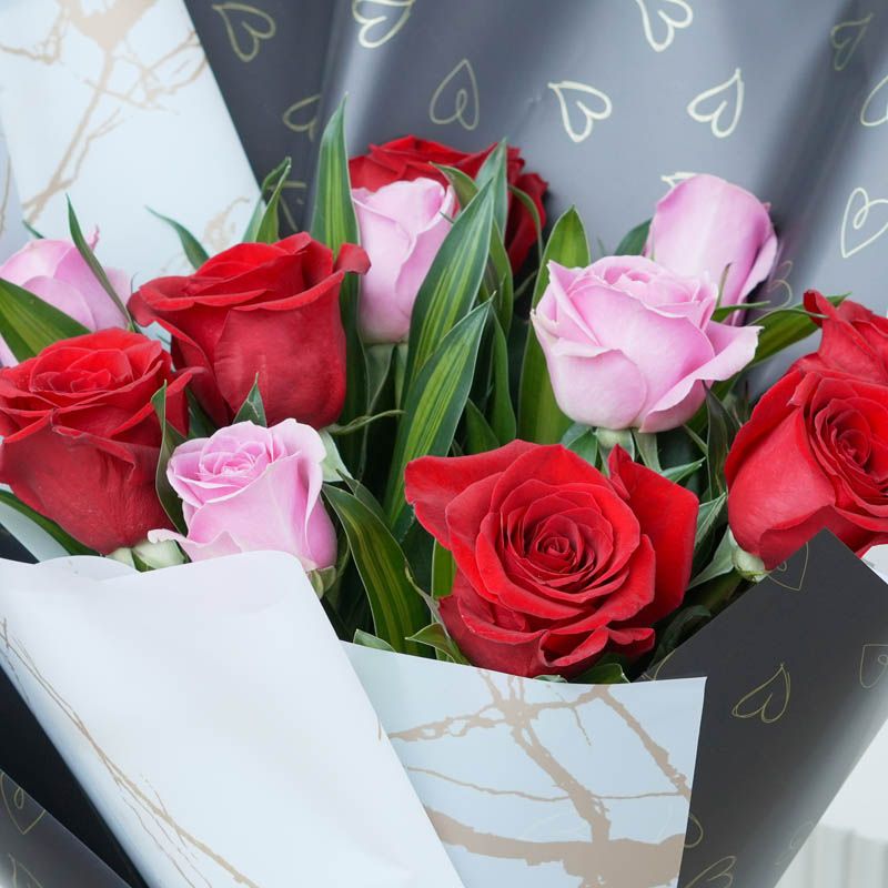 My Cutie Pie 11 Roses Bouquet thumbnail 3