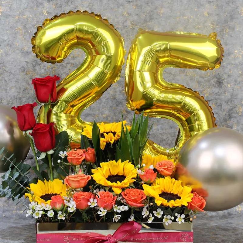 تنسيق زهور فاخر مخصص للاحتفالات يضيف  لمسة احتفالية راقية لكل المناسبات. thumbnail 2