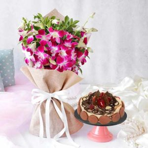 purple-orchids-bouquet-and-marble-cake_1.webp