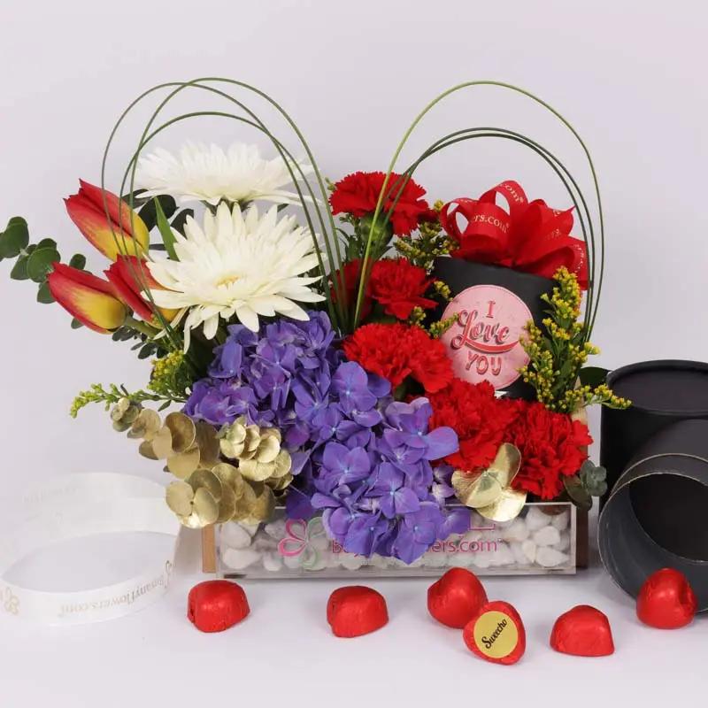 I Love You Flowers and Chocolate Arrangement thumbnail 1