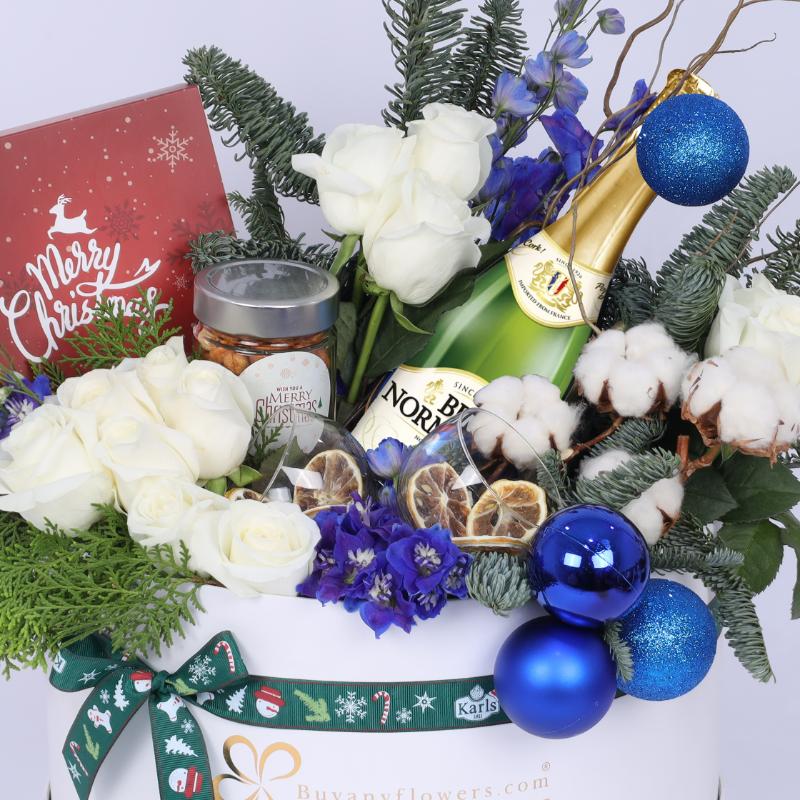 Sparkling Christmas Flower Hamper thumbnail 3
