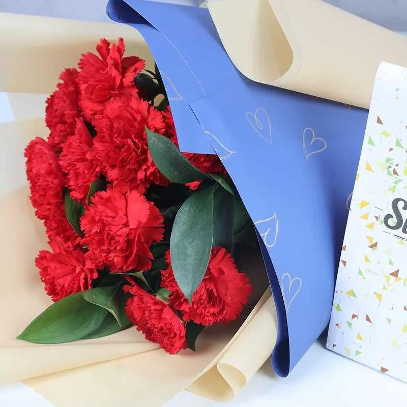 Love 11 Red Carnations Bouquet and Sweecho Chocolates 100gm thumbnail 3