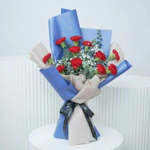 باقة حب من ١١ قرنفل أحمر 1