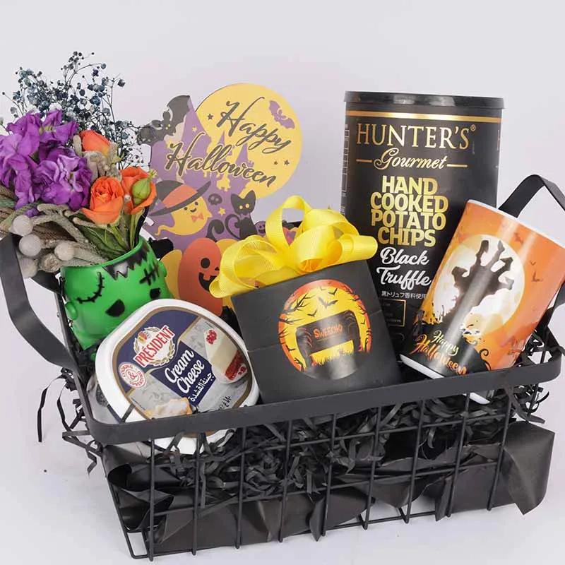 Halloween Greetings Basket thumbnail 2