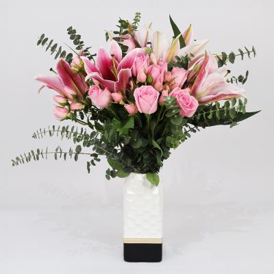 Sweetness Flowers in Vase thumbnail 3