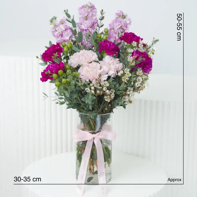 Rosy Charm Glass Vase - Flowers gift from Buy Any Flowers Dubai in Al Quoz Industrial Area 4, Dubai, UAE - image 3