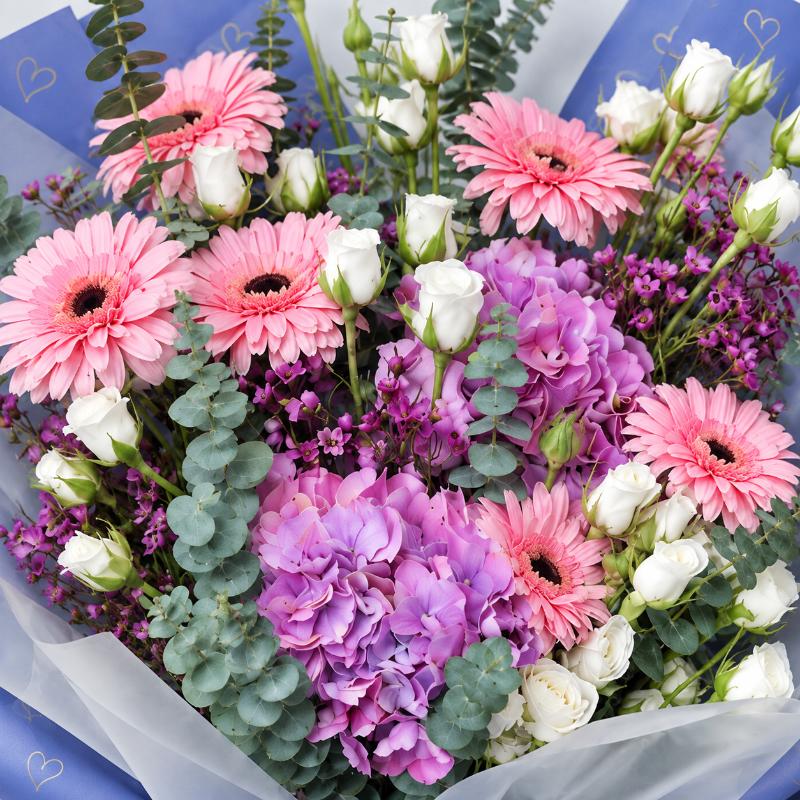 Purple Blush Flower Bouquet With Dates - Flowers gift from Buy Any Flowers Dubai in Al Quoz Industrial Area 4, Dubai, UAE - image 2