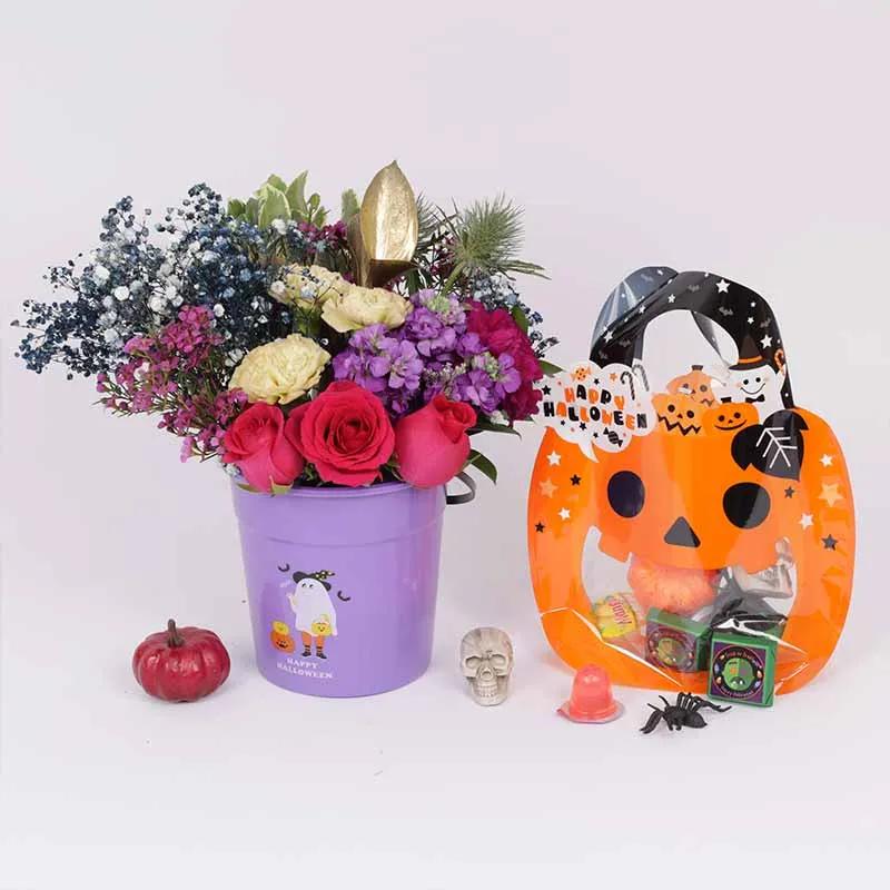 halloween-floral-bucket-with-chocolates-and-candies-bag_1.webp