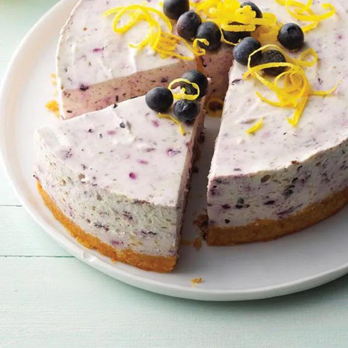 Elegant Blueberry Cheesecake 4 Portion thumbnail 2