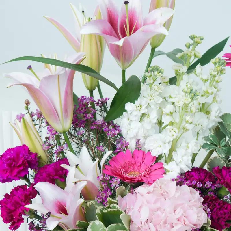 Pink Velvet Bloom Box - Flowers gift from Buy Any Flowers Dubai in Al Quoz Industrial Area 4, Dubai, UAE - image 2